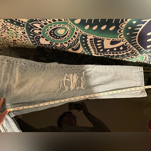 AE Mom Jean - Picture 7 of 7